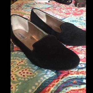 Steve Madden black flat size 9