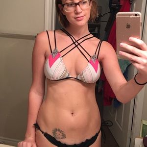 Strappy bikini top