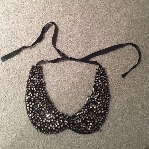 Jewelry - Beaded collar necklace