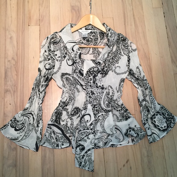 Timeless blouse - Picture 2 of 3