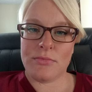 Meet your Posher, Lindsey