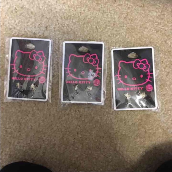 Loungefly hello kitty earrings