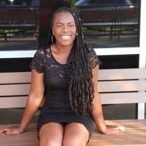 Meet your Posher, Ariana