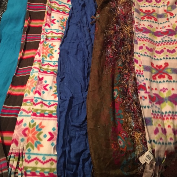 🎉🎉Host Pick🎉🎉 Scarf Bundle