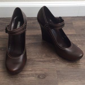 New Via Spiga V-Moro Wedges