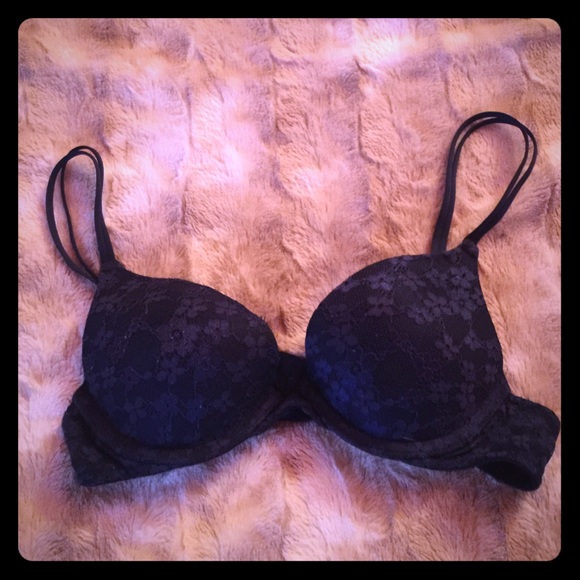 Victoria's Secret pink Navy lace bra