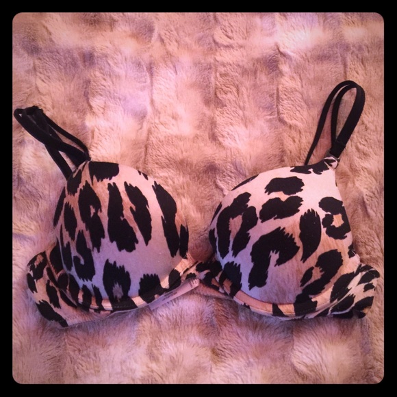 Victoria's Secret very sexy Leopard print bra