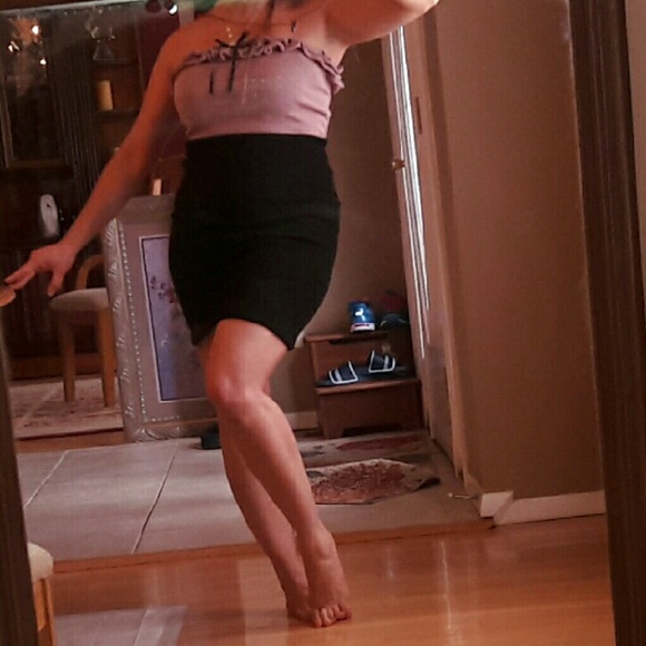 STRAPLESS DRESS