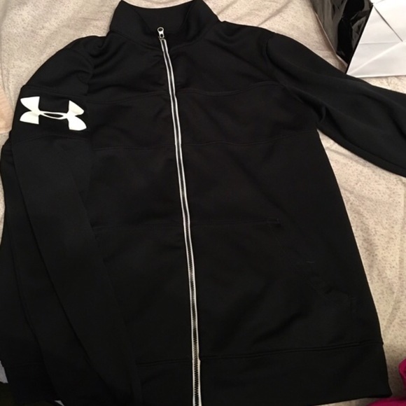 Underarmour Black and white zip up jacket