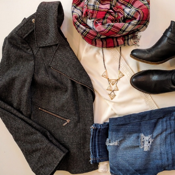 Halogen Jackets & Blazers - SALE!Halogen Asymmetrical Zipper Tweed Moto jacket