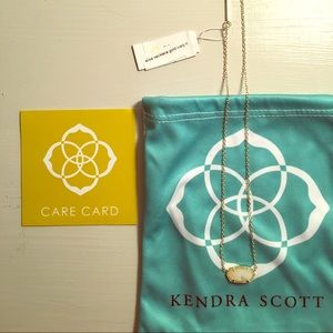 Kendra Scott- Gold Elisa necklace in MOP