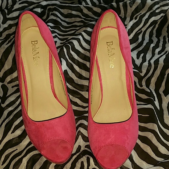 Shoes - Picture 1 of 2