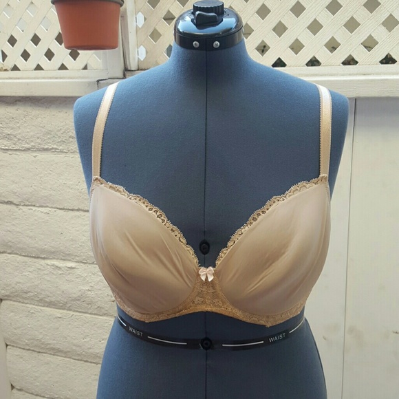 🌞 Victoria's Secret Lined Demi