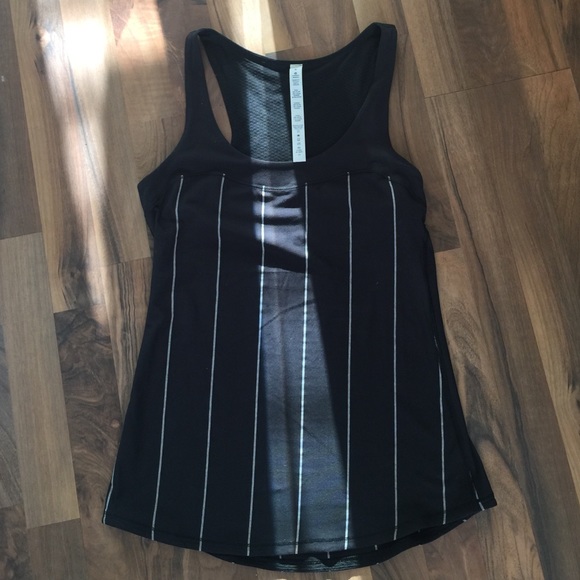 Lululemon tank top