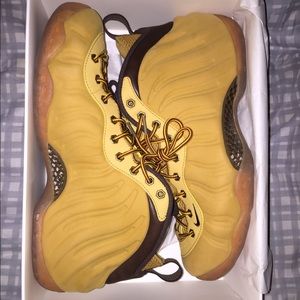 Nike Foamposite Wheat size 11.5