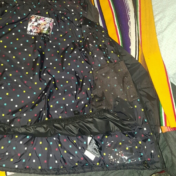 Burton Snowboarding Coat ☆ - Picture 2 of 4