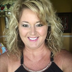 Meet your Posher, Marilyn