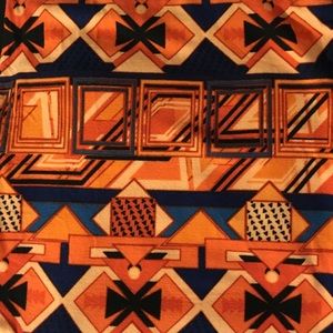 Aztec Awesome A must have TC LuLaRoe leggings. 🦄