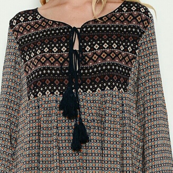 S & M left! Esley Boho bell sleeved dress - Picture 3 of 4
