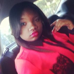 Meet your Posher, Deaveonne