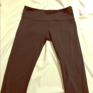 Lululemon reversible wunder under capris