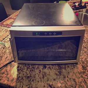 Countertop wine cooler