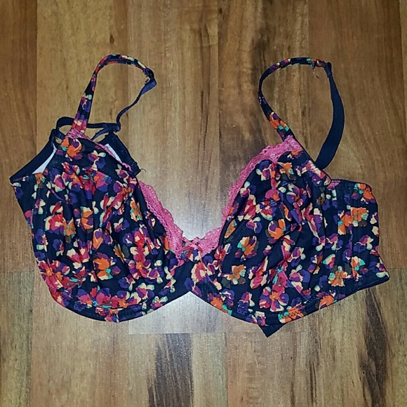 Shapely figures bra