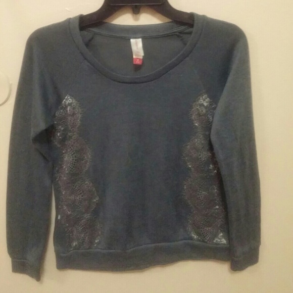 Long sleeve sweater