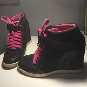 Mad Love Funky Wedge Sneaker