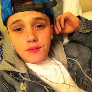 Meet your Posher, Macy