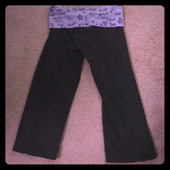 Victoria's Secret crops - Picture 1 of 2