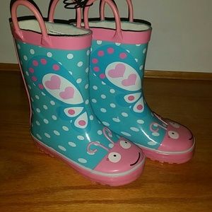 New rainboots size 7/8 toddler
