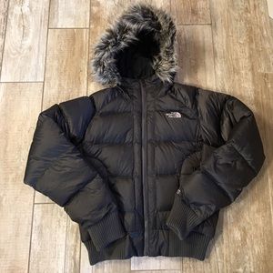 North Face Women's 550 Bomber Style Jacket