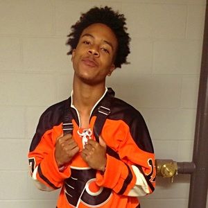 Meet your Posher, Jaron