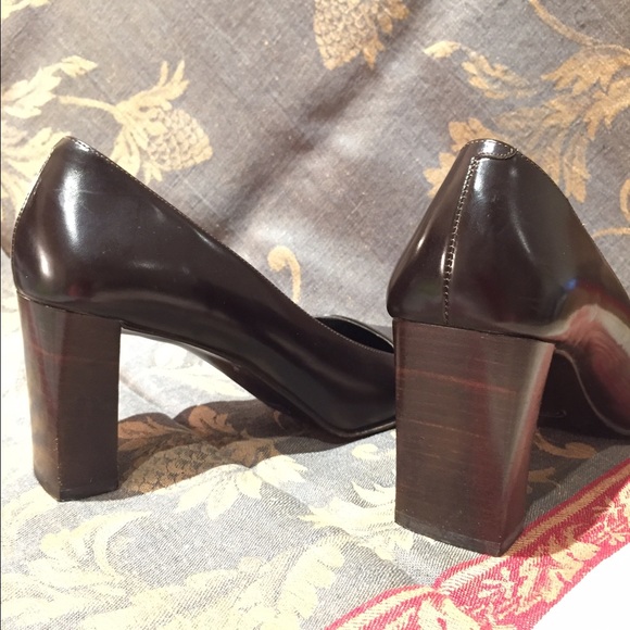 Shoes - Picture 3 of 4