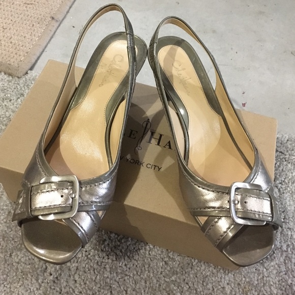 Cole Haan Slingback Greenish Gold size 6.5B
