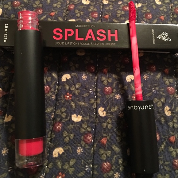 Younique Moodstruck SPLASH Liquid Lipstick