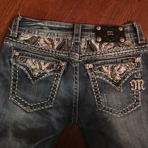 Miss me cropped capris