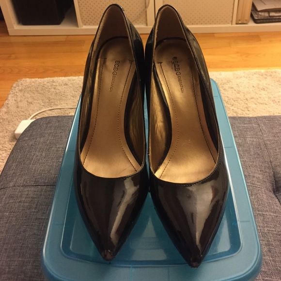 BCBGeneration black patent pumps size 8
