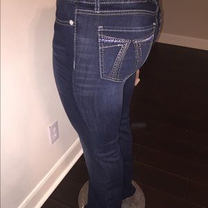 SEVEN 7 jeans dark stain stretch flare size 31 NEW