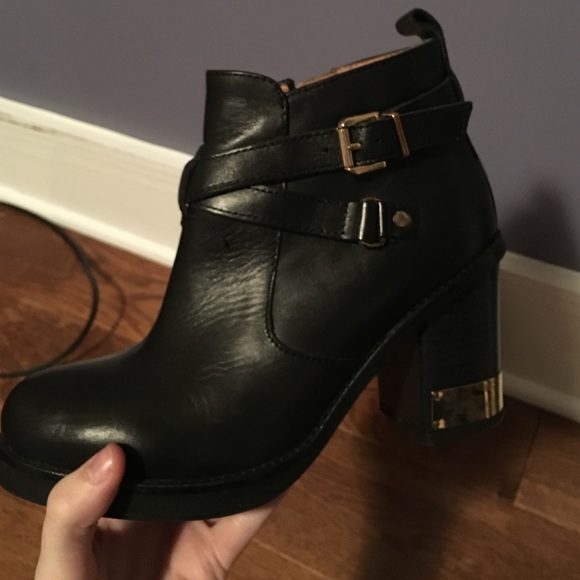 Brand New Never Worn Topshop Boots
