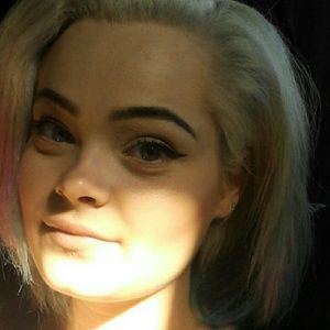 Meet your Posher, Sharron