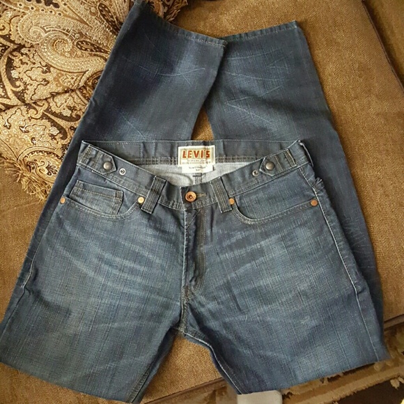 Levis jeans