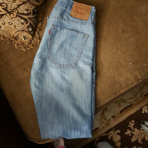 Levi jeans