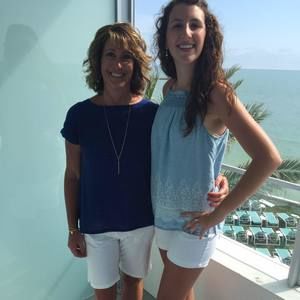 Meet your Posher, Amber