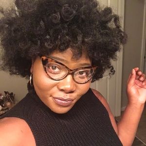 Meet your Posher, Alonah