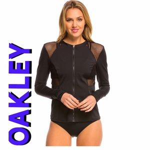 NWT OAKLEY Sport Mesh Jacket
