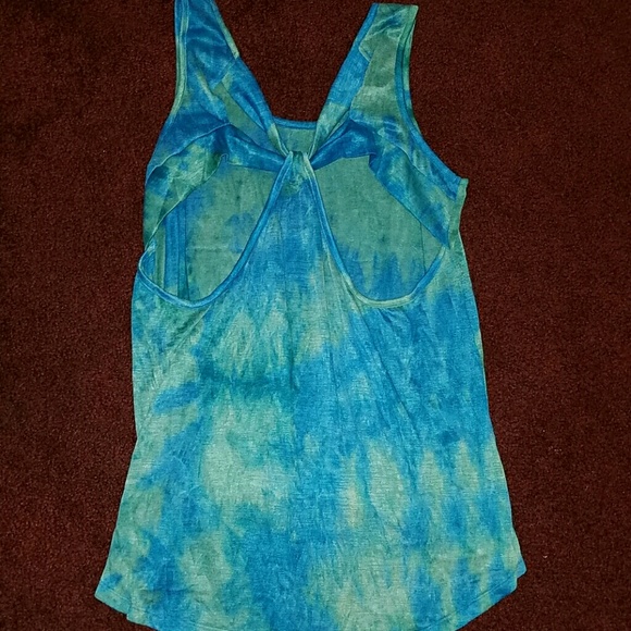 Tank - Picture 2 of 3