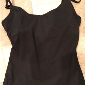 Blsck tank top