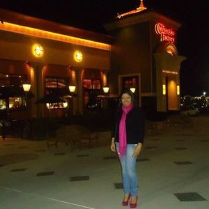 Meet your Posher, Fatima